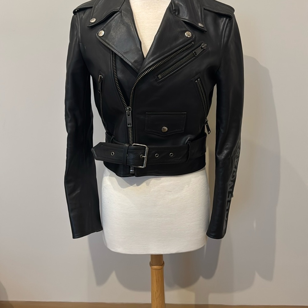 Balenciaga Pre-Owned
logo-print leather jacket